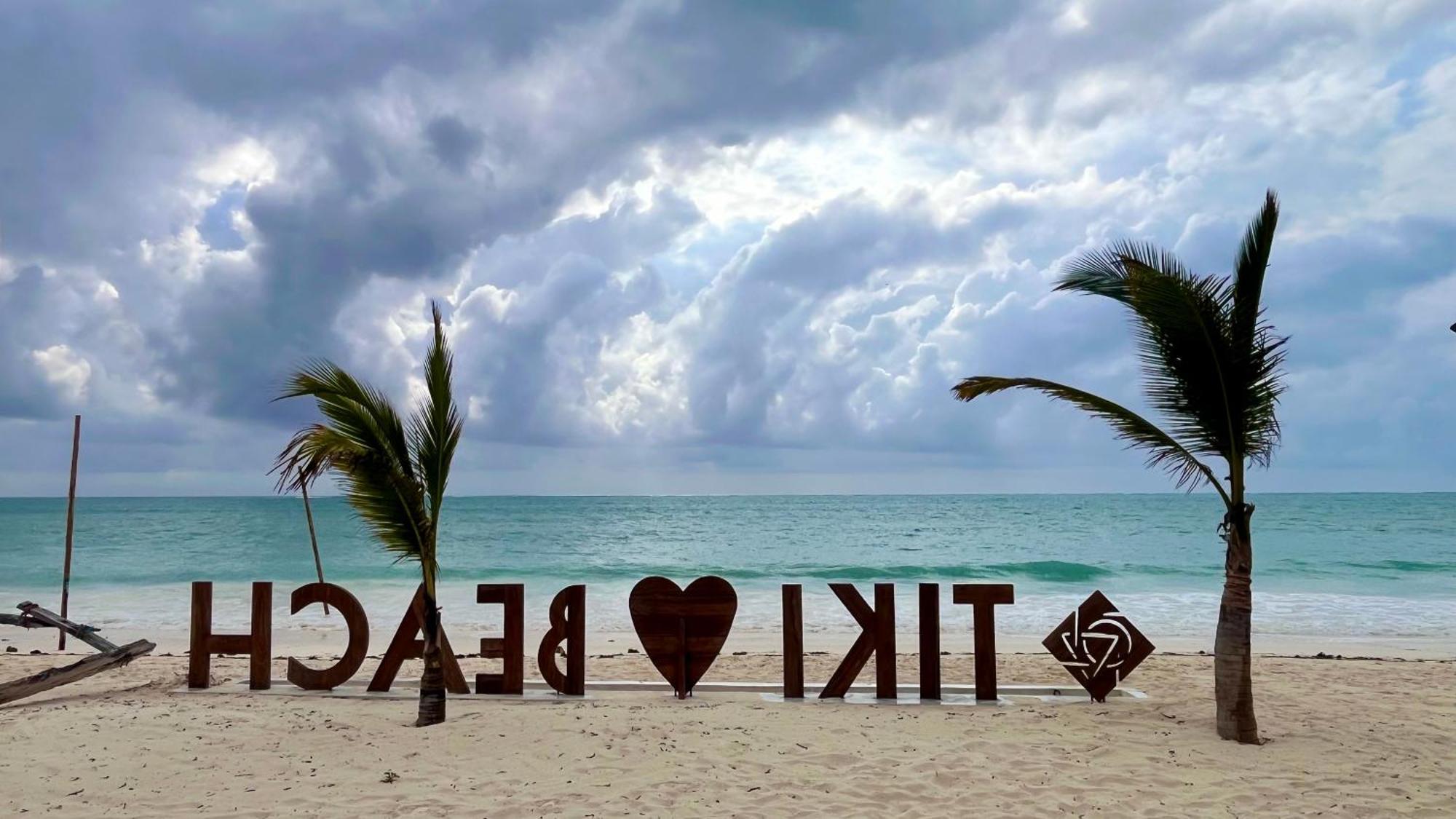 Tiki Beach Club & Resort (Adults Only) Bwejuu Buitenkant foto