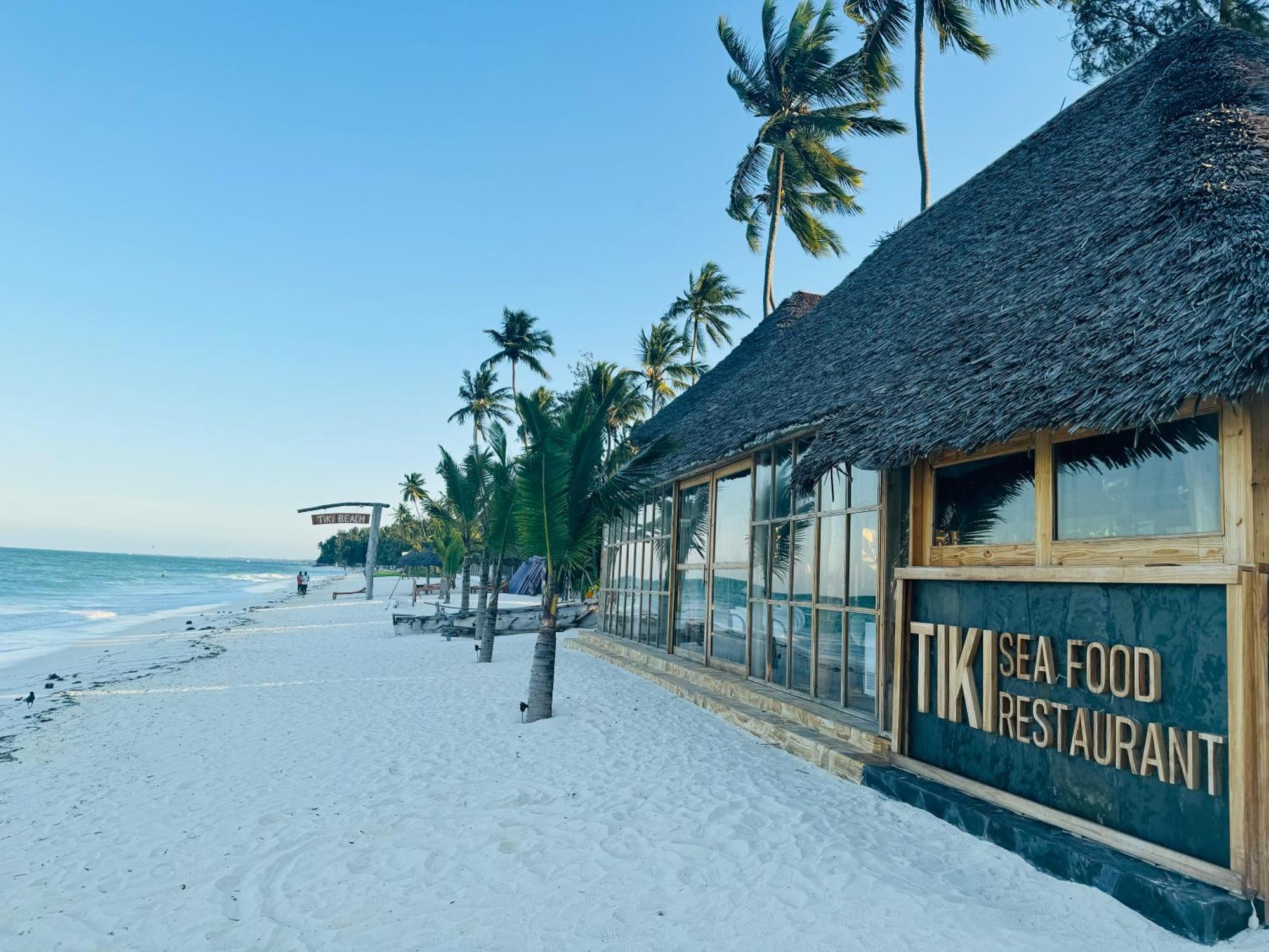 Tiki Beach Club & Resort (Adults Only) Bwejuu Buitenkant foto