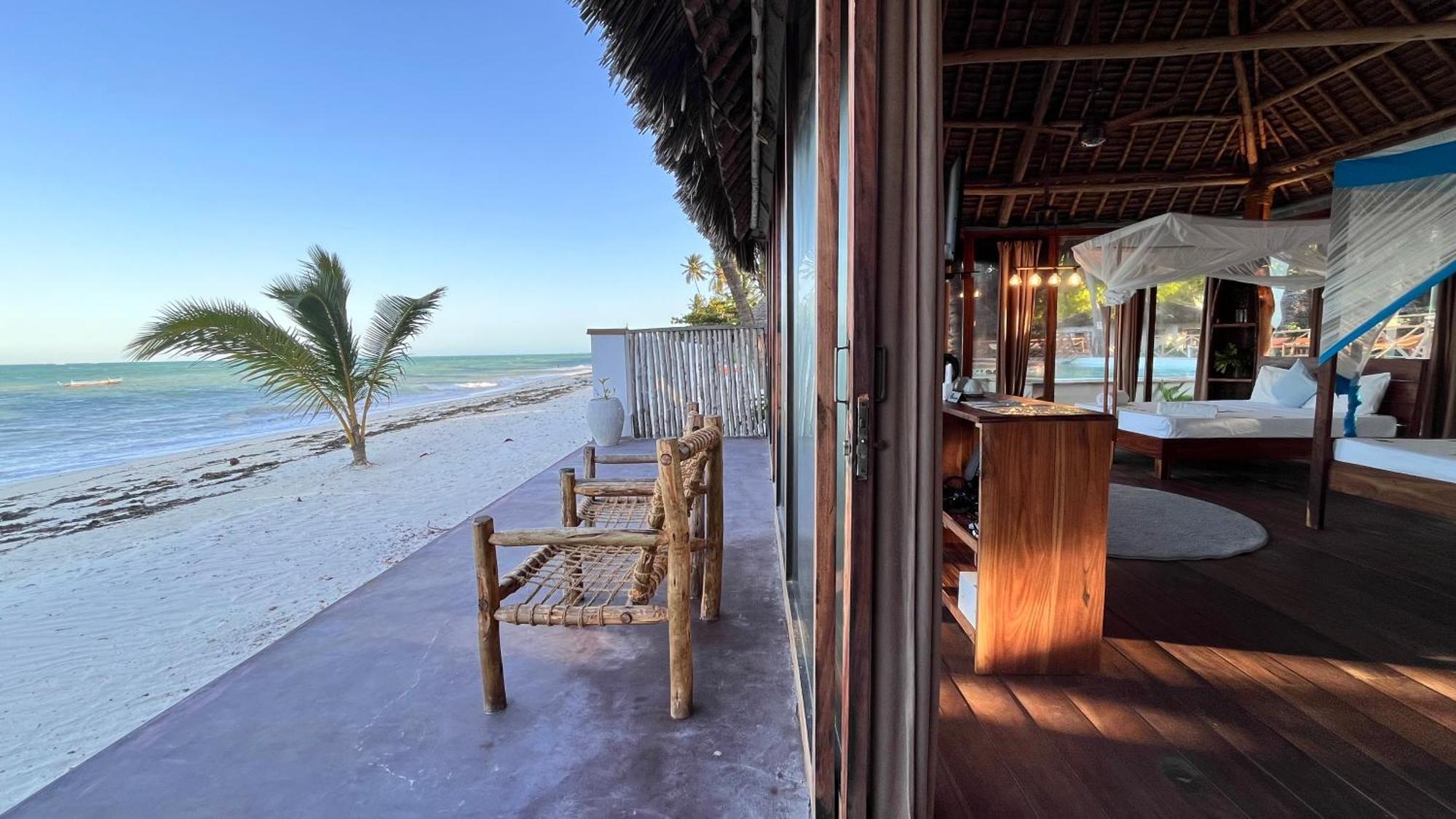 Tiki Beach Club & Resort (Adults Only) Bwejuu Buitenkant foto